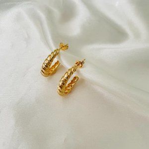 Mini Croissant Hoops, Tiny Hoop Earrings, Croissant Hoop Earrings, Gold …